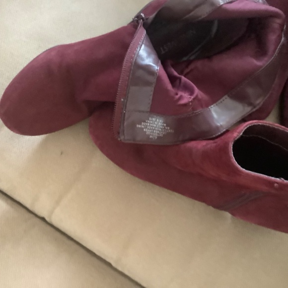 Boots - Picture 7 of 11